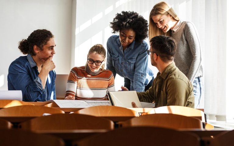 Scuole serali a Cantù